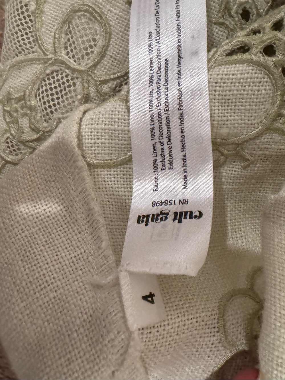 Never Worn Cult Gaia Zuria Embroidered Linen Shorts in Honeydew - Picture 4 of 4
